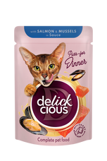 Delickcious Pełnoporcjowa karma dla kotów kawałki z łososiem i małżami w sosie (85g)
